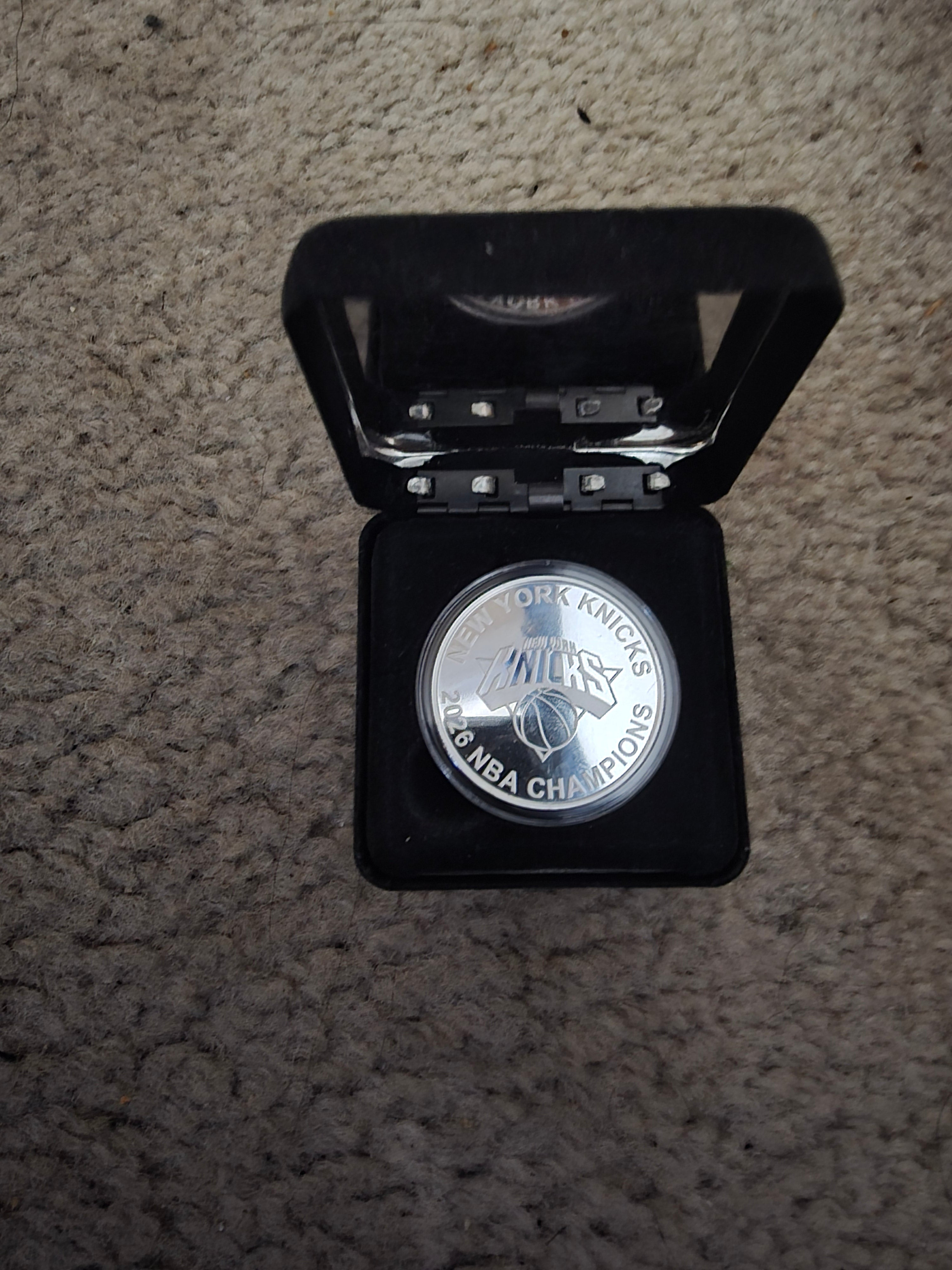 New York Knicks Highland Mint 2026 NBA Finals 1 oz .999 fine silver coin